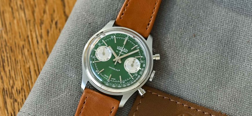 Красивый хронограф Vulcain 1970 года стал зеленым
