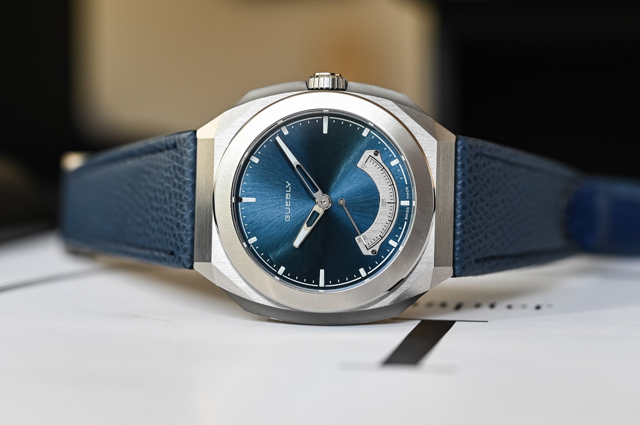 Новый инди-часовой бренд Guebly выпускает часы Chapitre 1