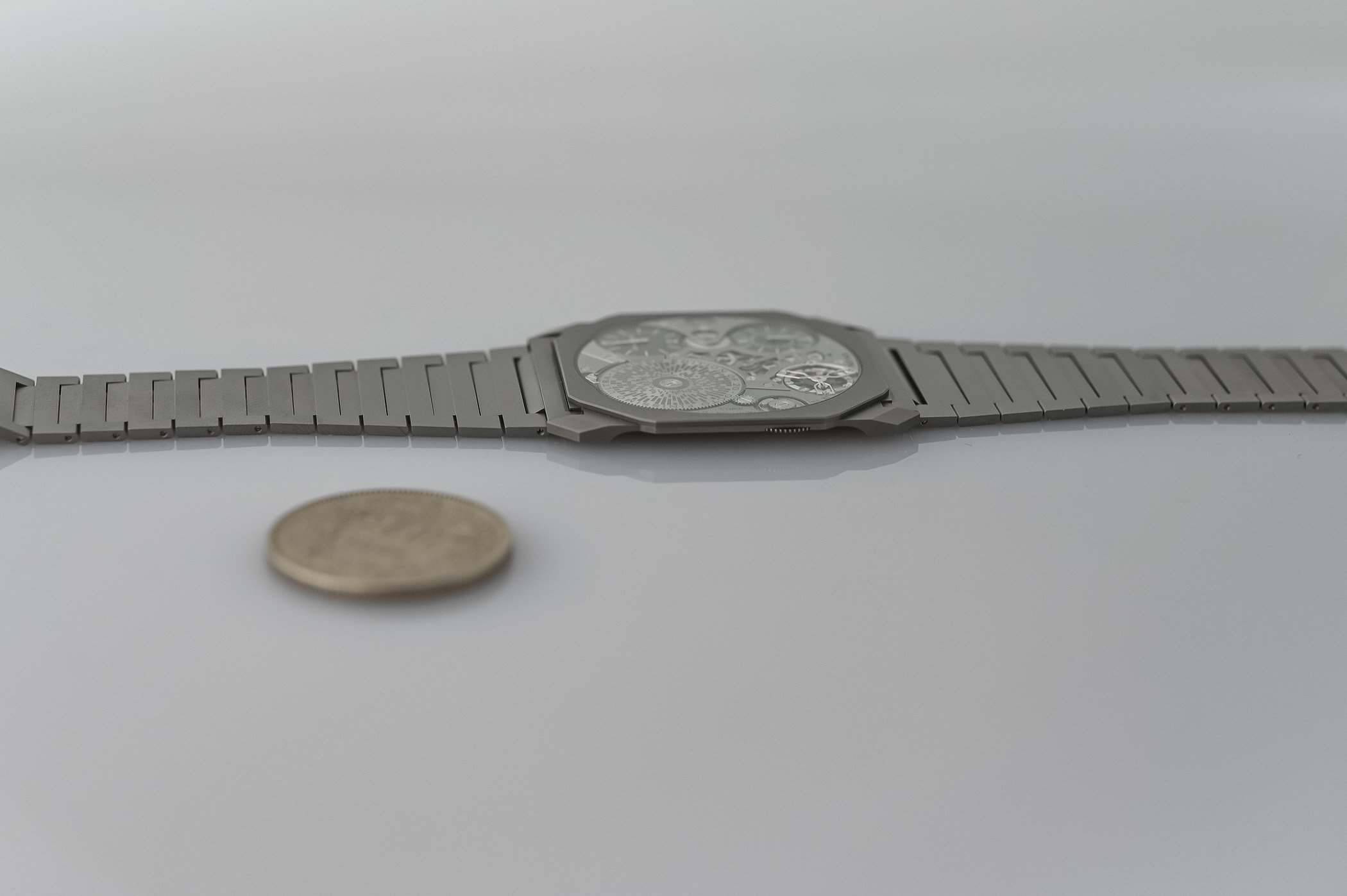Новые самые тонкие в мире механические часы Bulgari Octo Finissimo Ultra COSC толщиной 1,70 мм