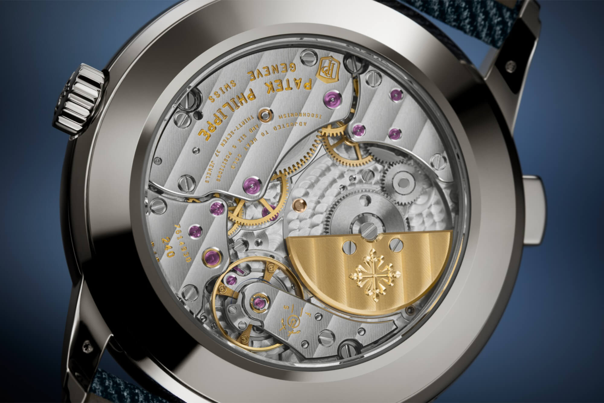 Новый выпуск: Patek Philippe 5330G-001 Часы с датой мирового времени