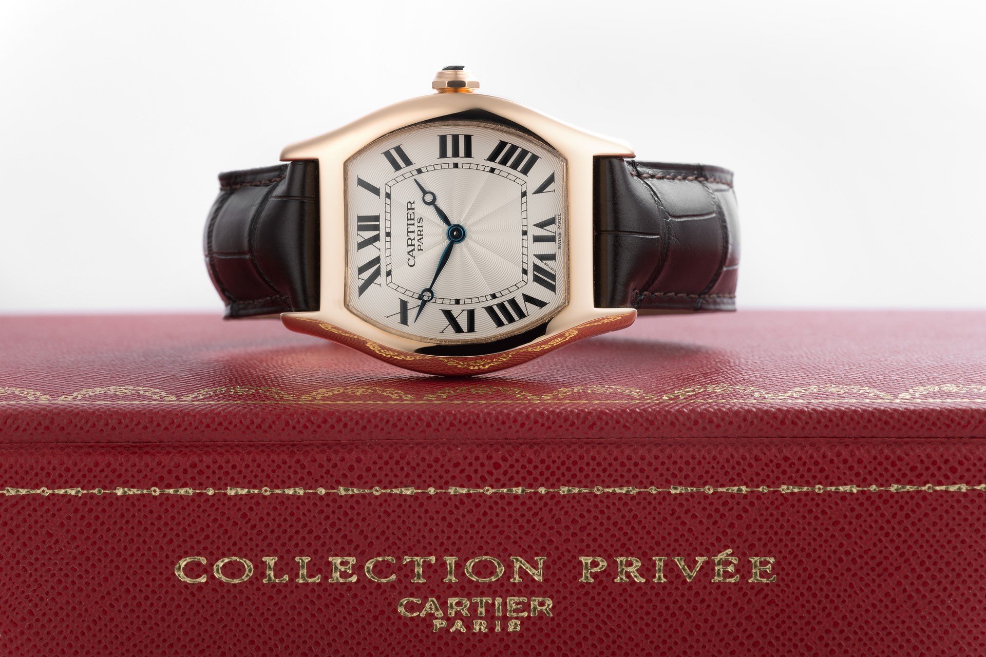 Cartier Tortue LM "Collection Privée" ref. 2498E pre-owned