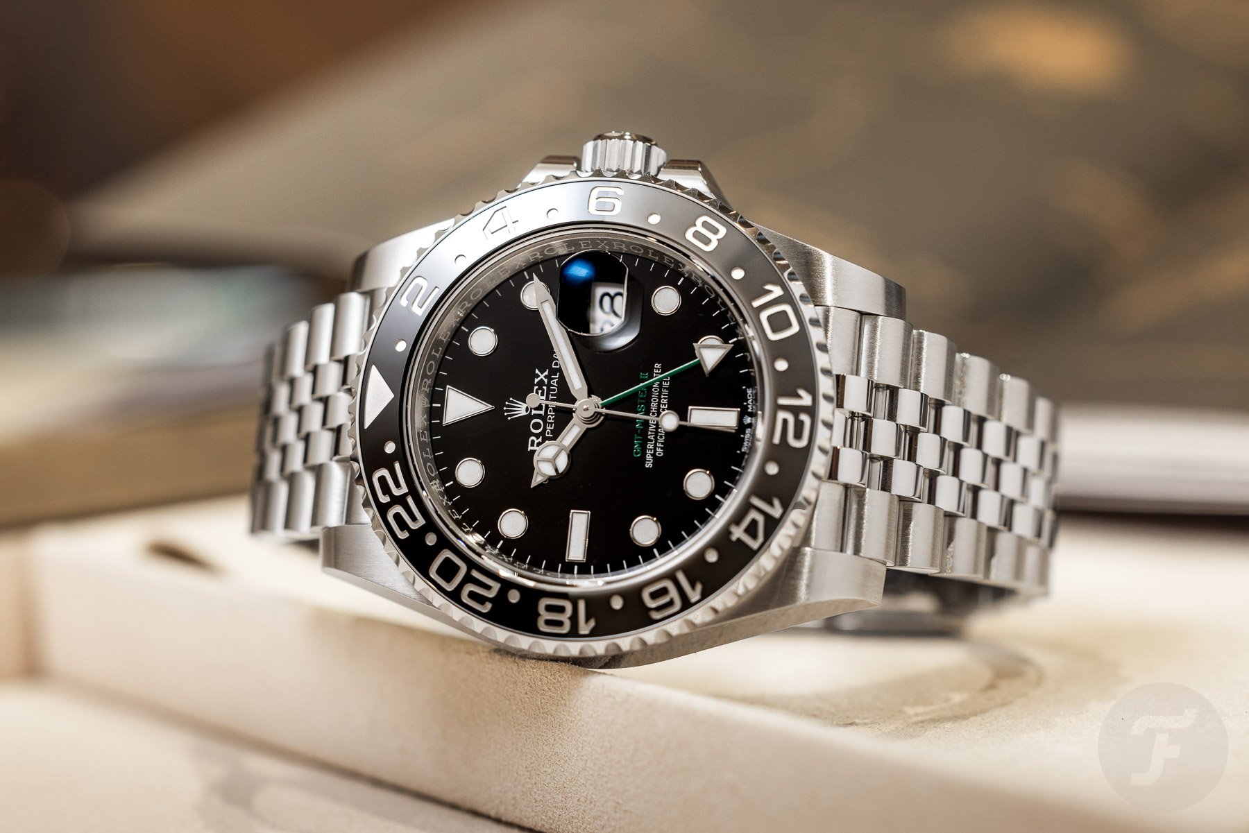 Watches Rolex GMT-Master II ref. 126710GRNR