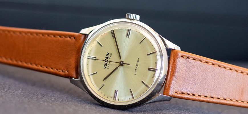 Часы REISER дебютируют с универсальной коллекцией Alpen Date