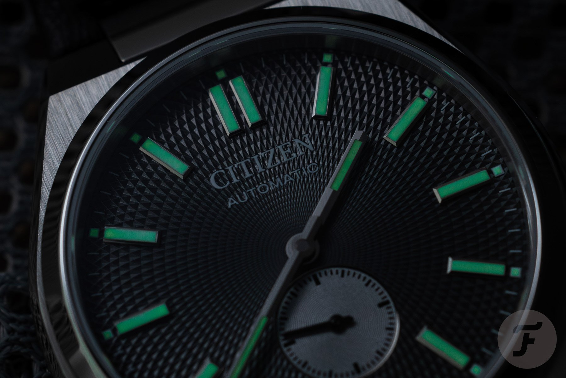 Новые доступные часы от Citizen: Tsuyosa Small Second
