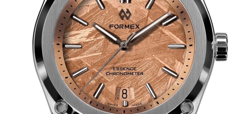 Новый релиз: Часы Formex Essence 39 мм из космического золота
